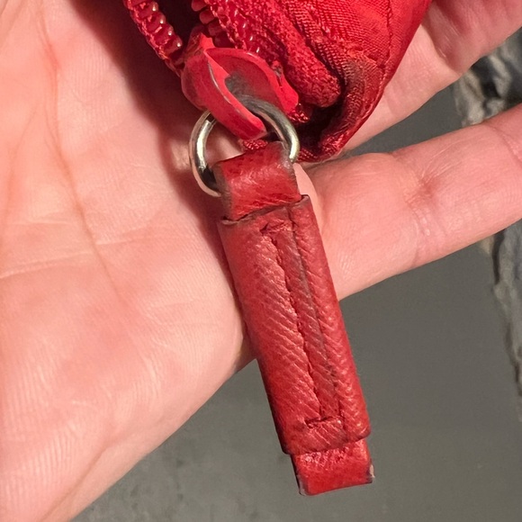 Red Prada Wallet - Picture 5 of 10